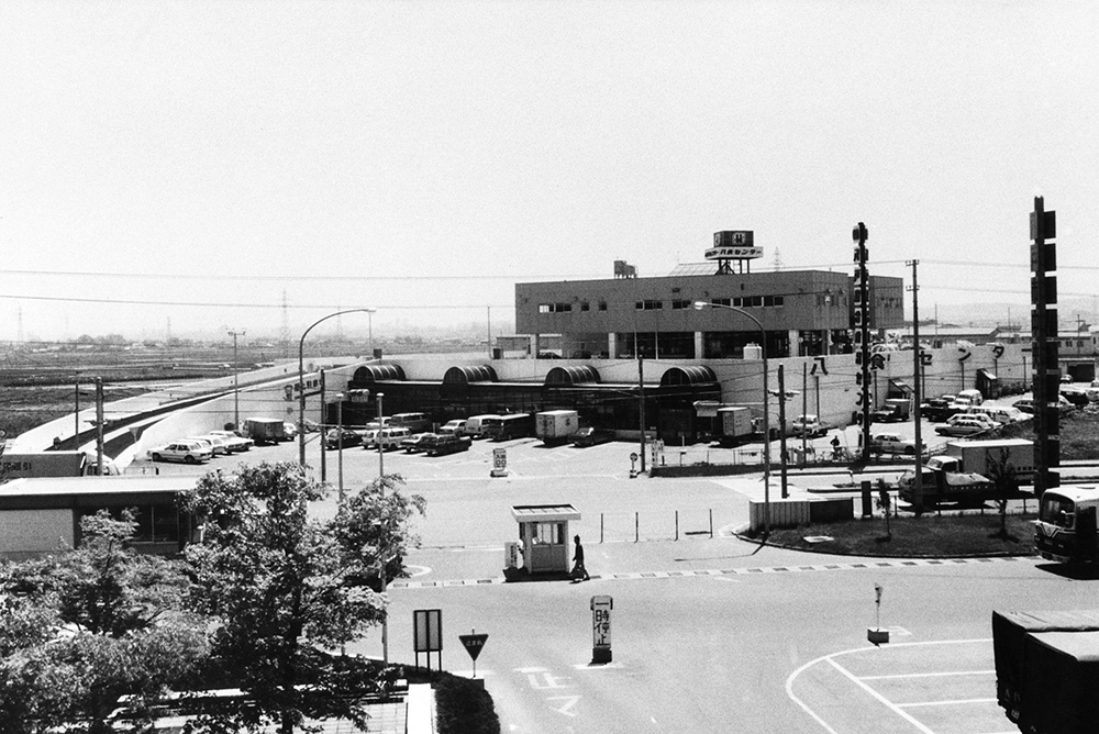 開店当時の外観（1980年）