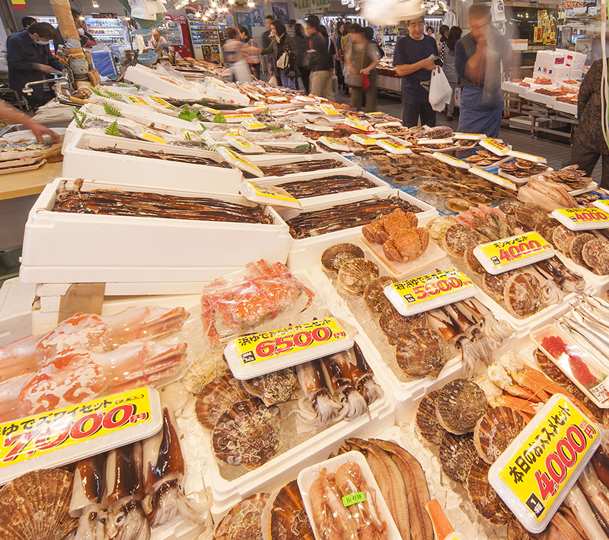 鮮魚店の様子